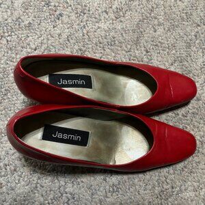 Vintage Jasmin Leather Pumps